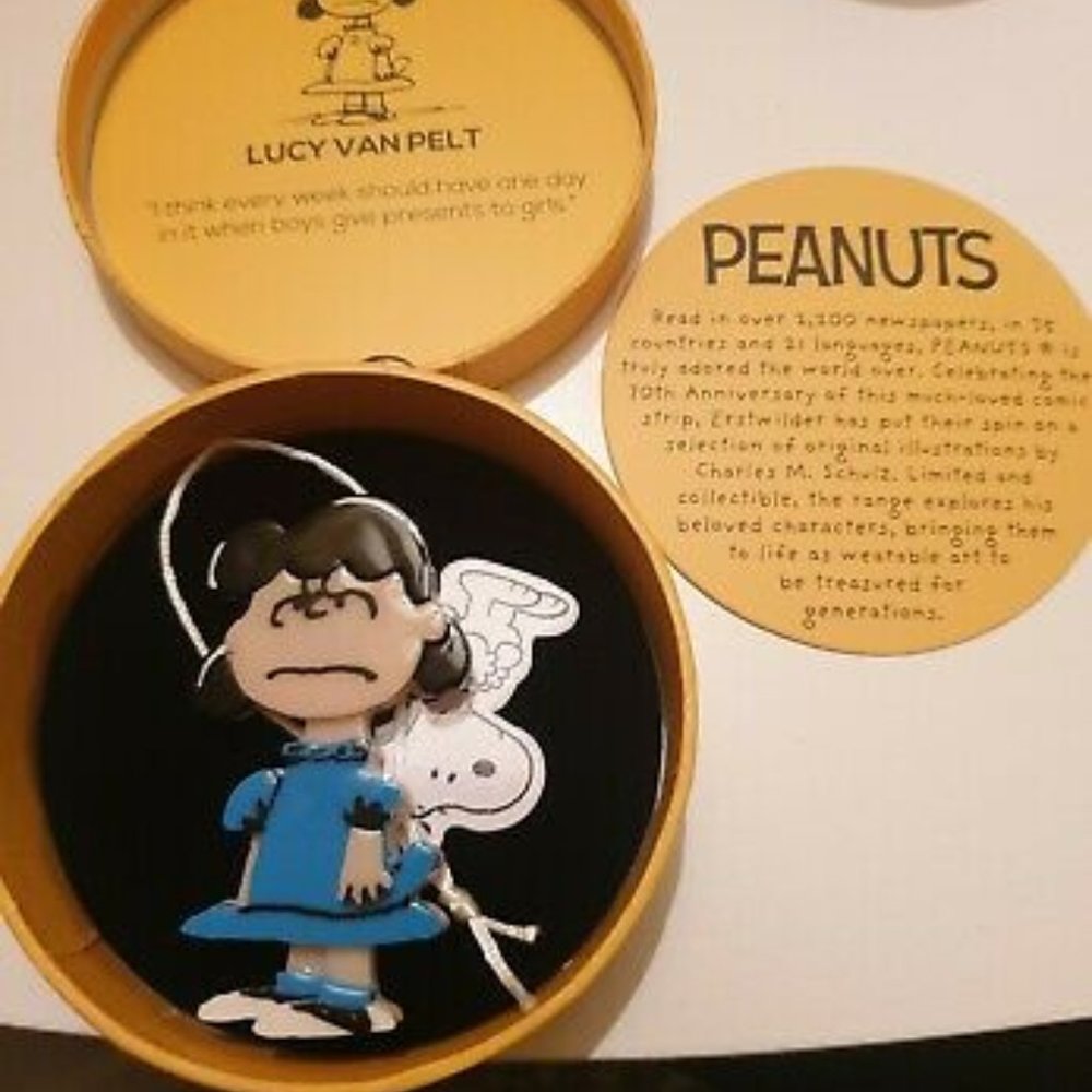 Erstwilder Lucy Van Pelt Brooch